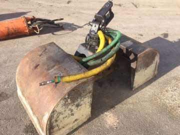 Benne Preneuse AUTRE Pour Camion - 800mm Avec Rotator d'occasion
