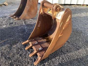Digging Bucket CATERPILLAR 570mm - Type Tractopelle used