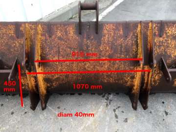 Godet Chargeur CASE 2300mm - Tractopelle d'occasion