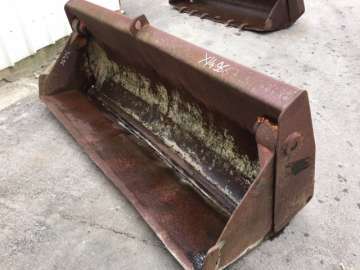 Godet 4 En 1 CASE 2340mm - Type Tractopelle d'occasion