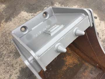 Godet Terrassement MECALAC 580mm - Sans Dents - MECALAC 8/10/11/12 d'occasion