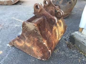 Godet Terrassement VOLVO EC 35 - Axes 40mm - 560mm d'occasion