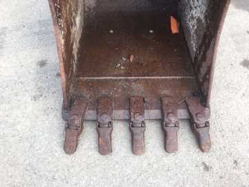Godet Terrassement VOLVO EC55 - 570mm d'occasion