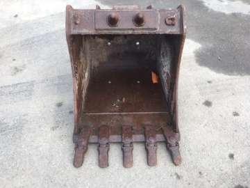 Godet Terrassement VOLVO EC55 - 570mm d'occasion