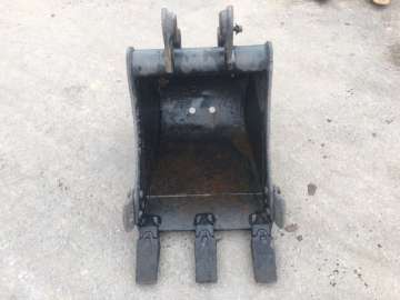 Godet Terrassement AUTRE 400mm - Axes 30mm d'occasion