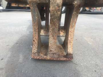 Broyeur Pour Pelles AUTRE Pelles 20/25 Tonnes d'occasion