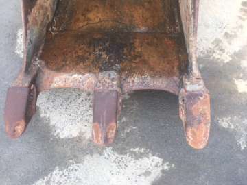 Godet Tranchee AUTRE Axes 70mm - 600mm d'occasion