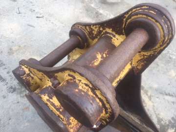 Godet Tranchee AUTRE Axes 70mm - 600mm d'occasion
