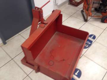 Equipments JAKO T100 used