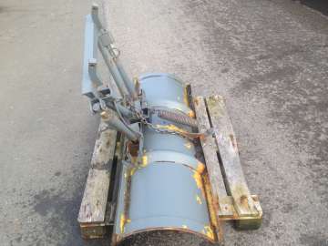 Equipments AUTRE LAME NEIGE POUR PICK UP  used