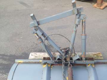 Equipments AUTRE LAME NEIGE POUR PICK UP  used