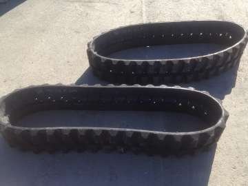 Equipments AUTRE Jeu De 2 Chenilles 300x109x35 used
