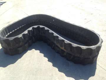 Equipments AUTRE 1 Chenille 450x163x38 used