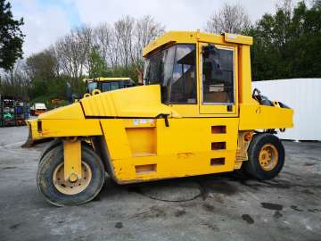 Tire Compactor CATERPILLAR PS300 B used