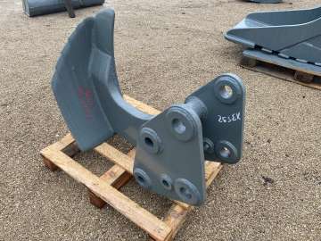 Stump Lifting Tooth AUTRE 250 Kgs - Axes 60mm used