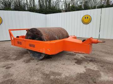 Towed Roller AVELING BARFORD COMPACTEUR TRACTE used