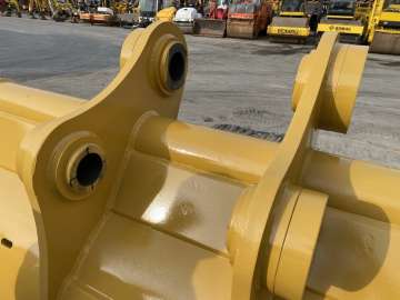 Godet Curage AUTRE 2200mm - Oreilles CATERPILLAR 336 d'occasion