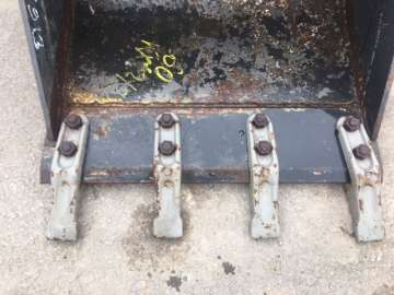 Godet Terrassement AUTRE 600mm - Axes 25mm d'occasion