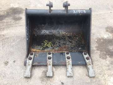 Godet Terrassement AUTRE 600mm - Axes 25mm d'occasion