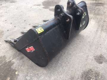 Godet Terrassement AUTRE 600mm - Axes 25mm d'occasion
