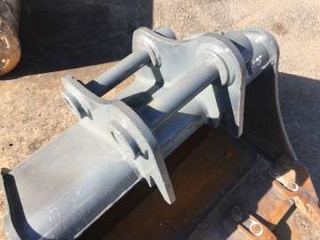 Godet Terrassement AUTRE 600mm - Axes 35mm d'occasion