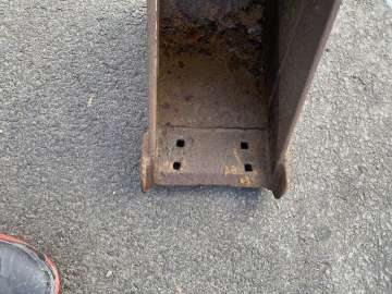 Godet Tranchee AUTRE 240mm - Axes 25mm d'occasion