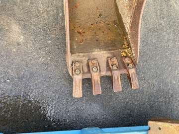 Godet Tranchee AUTRE 380mm - Axes 40mm d'occasion
