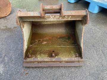 Godet Terrassement AUTRE 450mm - Axes 30mm d'occasion