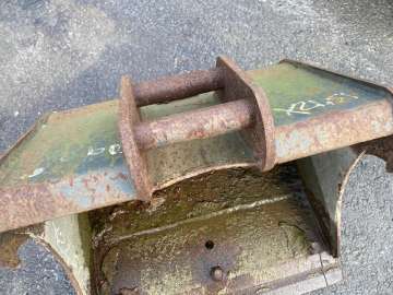 Godet Terrassement AUTRE 450mm - Axes 30mm d'occasion