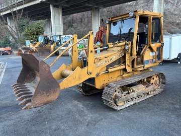 Chargeur Sur Chenilles KOMATSU D21S-6 d'occasion