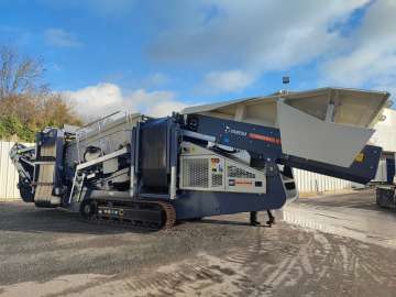 Cribleuse METSO MINERALS NORDTRACK S2.5 d'occasion