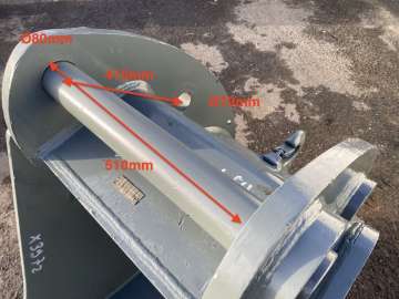 Godet Terrassement LIEBHERR 850mm - Axes 80/70mm d'occasion