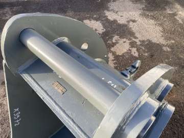 Godet Terrassement LIEBHERR 850mm - Axes 80/70mm d'occasion