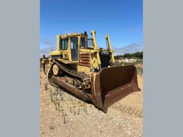 Bulldozer CATERPILLAR D6H d'occasion