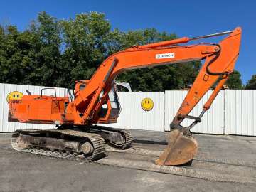 Excavator (Tracked) HITACHI UH073  used