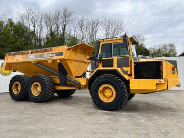 Articulated Dumper VOLVO A30C used