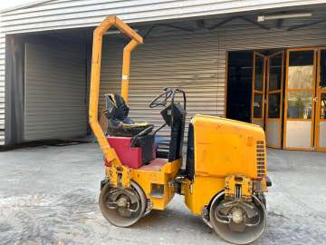 Compacteur Tandem / Double Billes DYNAPAC CC82 MACHINE SUISSE d'occasion