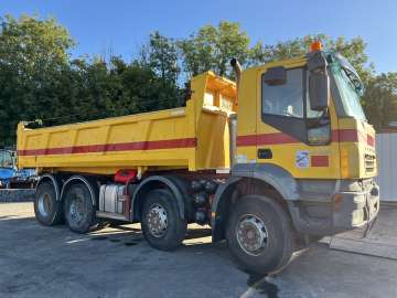 Ciężarówka Wywrotka IVECO TRAKKER 440 8X4 używane