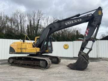 Pelle Sur Chenilles VOLVO EC210BLC d'occasion