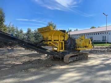 Crusher KOMATSU A PERCUSSION BR100R used