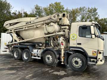 Concrete Mixer VOLVO FM 12 D420 POMPE CIFA 7M3 used