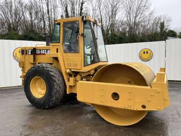 Compacteur Mixte / Bille Et Pneus CATERPILLAR CS-563 AW d'occasion