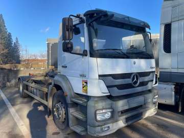 Ampliroll Truck MERCEDES AXOR 1833 used