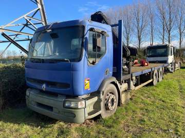 RENAULT PREMIUM 300 used