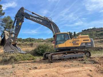 Pelle Sur Chenilles VOLVO EC380DL d'occasion