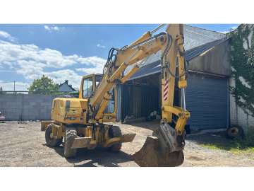Excavator (Wheeled) KOMATSU PW75 used