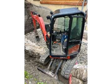 Mini Excavadora KUBOTA U27-4 de ocasión