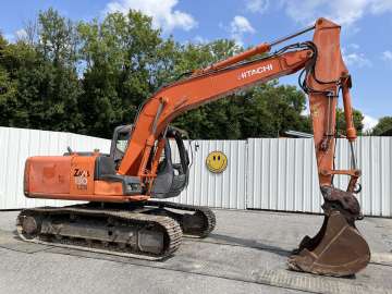 Excavator (tracked) Hitachi Zx350lc-3 used - Excavators