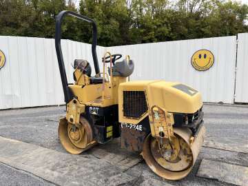 Compacteur Tandem / Double Billes CATERPILLAR CB-224E d'occasion