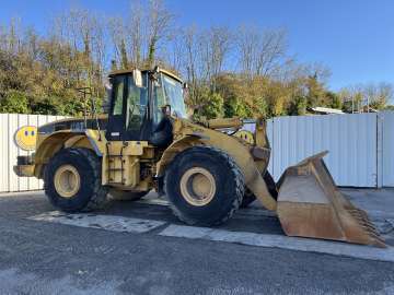 Chargeur Sur Pneus CATERPILLAR 966G d'occasion